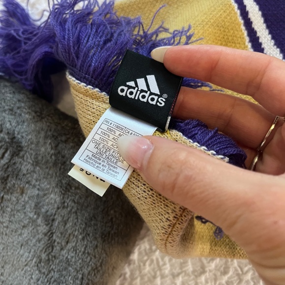 Orlando City MLS Soccer Scarf - Picture 6 of 6